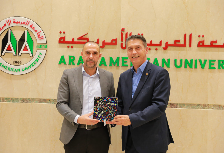 الجامعة العربية الأمريكية وبلدية سردا أبو قش تعززان التعاون المشترك في خدمة المجتمع المحلي