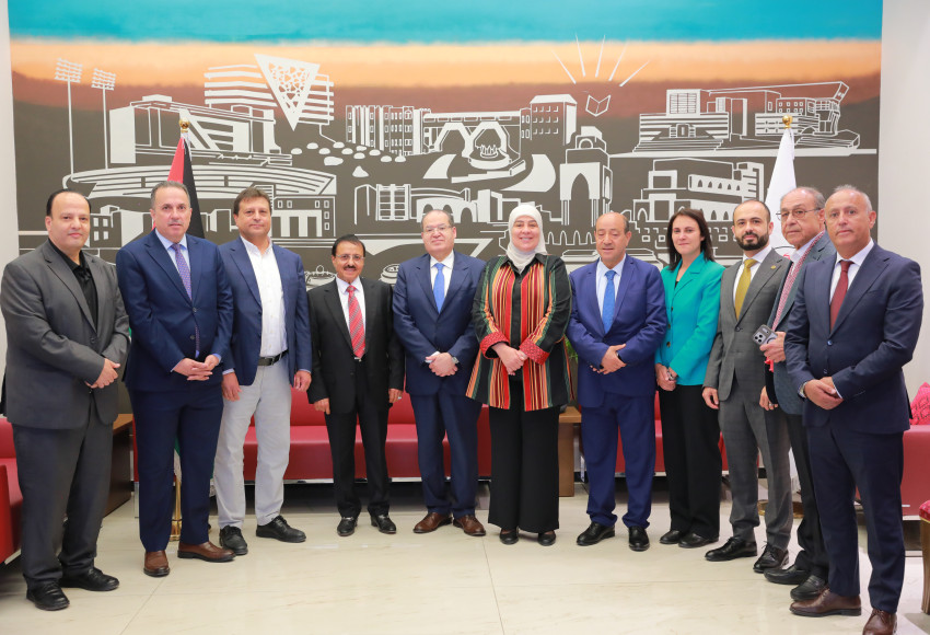 مجلس أمناء الجامعة العربية الأمريكية يعقد اجتماعه ويناقش إنجازات الجامعة وخططها المستقبلية
