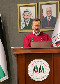 الباحث سالم البحيصي يناقش رسالة ماجستير في إدارة الجودة في المؤسسات الصحية