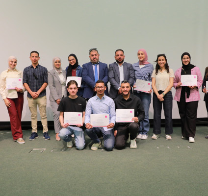 كلية العلوم الرقمية في الجامعة العربية الأمريكية تنظم دورة تدريبية مكثفة بالتعاون مع بنك فلسطين