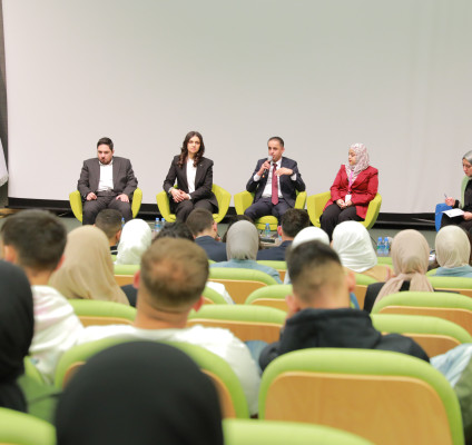 الجامعة العربية الأمريكية تنظم ورشة عمل "HR Talk" لتعزيز جاهزية الطلبة لسوق العمل